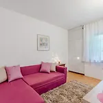 Rozmary Apartment *
