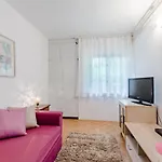 Apartment Rozmary Supetar