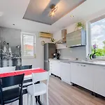 Rozmary Apartment *