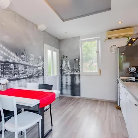 Apartment Rozmary Supetar